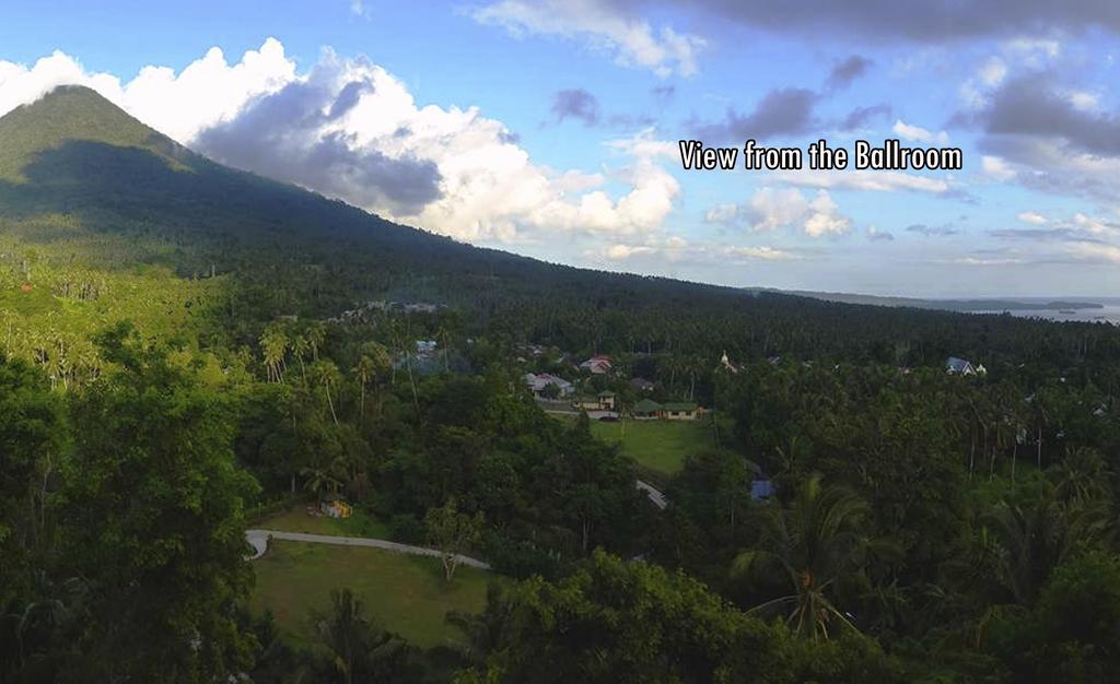 Botanica Nature Resort Bitung Ngoại thất bức ảnh