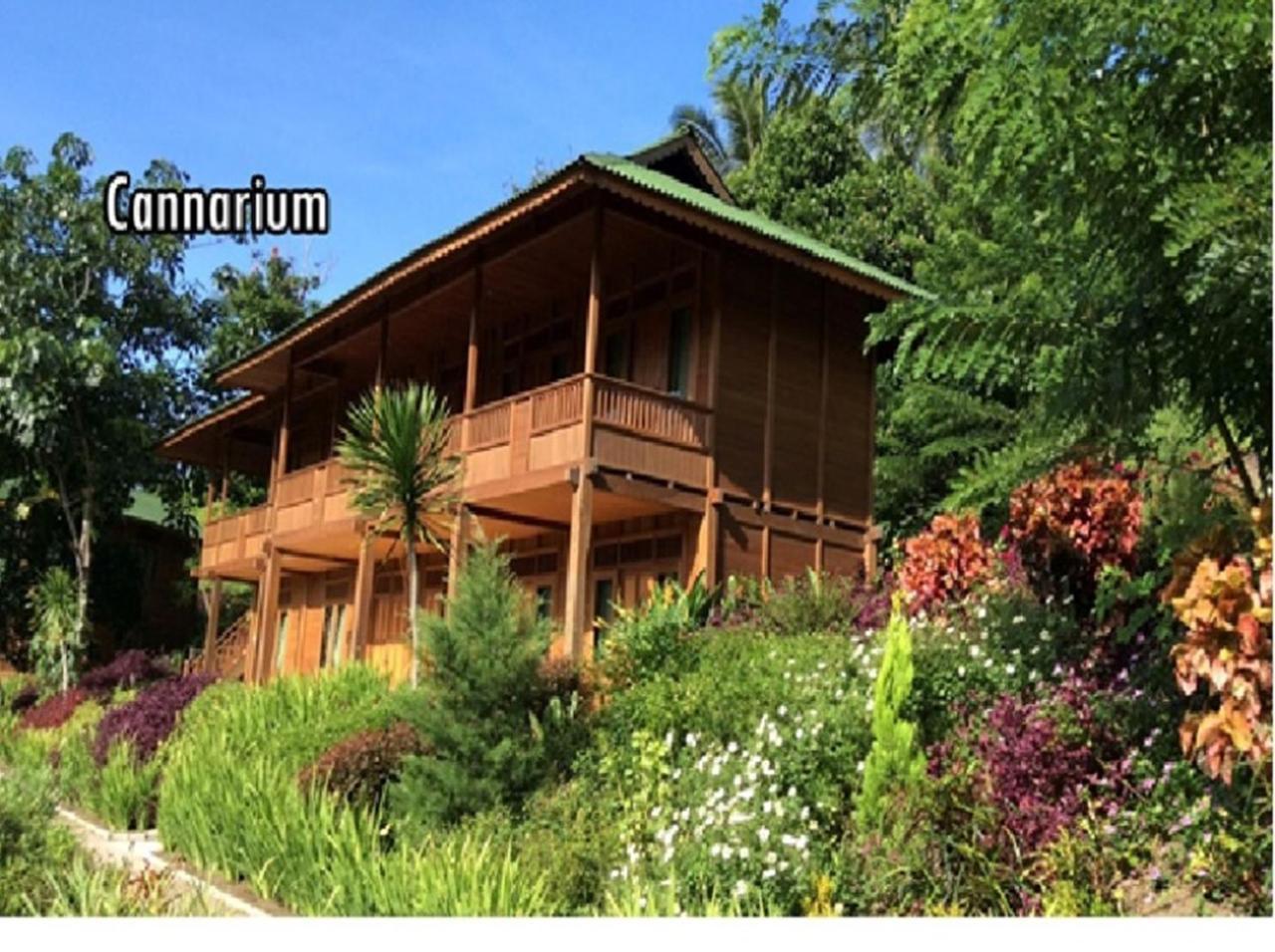 Botanica Nature Resort Bitung Phòng bức ảnh
